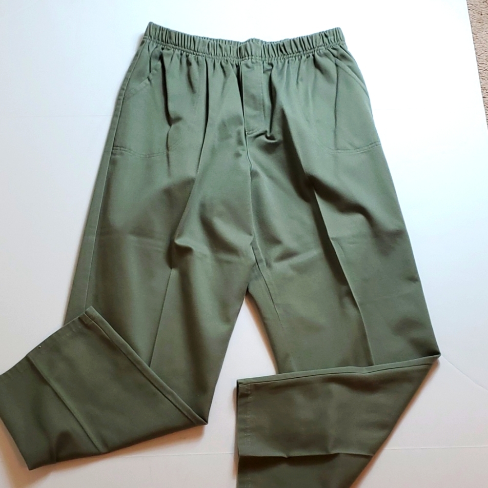 White Stag olive green pull on pants